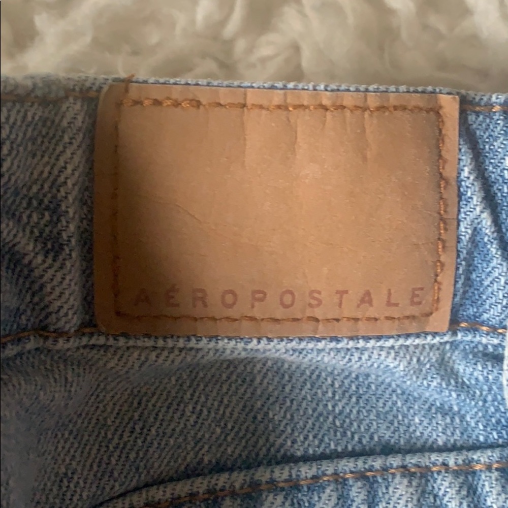 Aéropostale Light Washed Jean Skirt with Rips - Picture 3 of 4